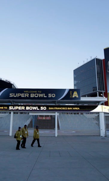 Fan gets suite sleepover at Levi's night before game